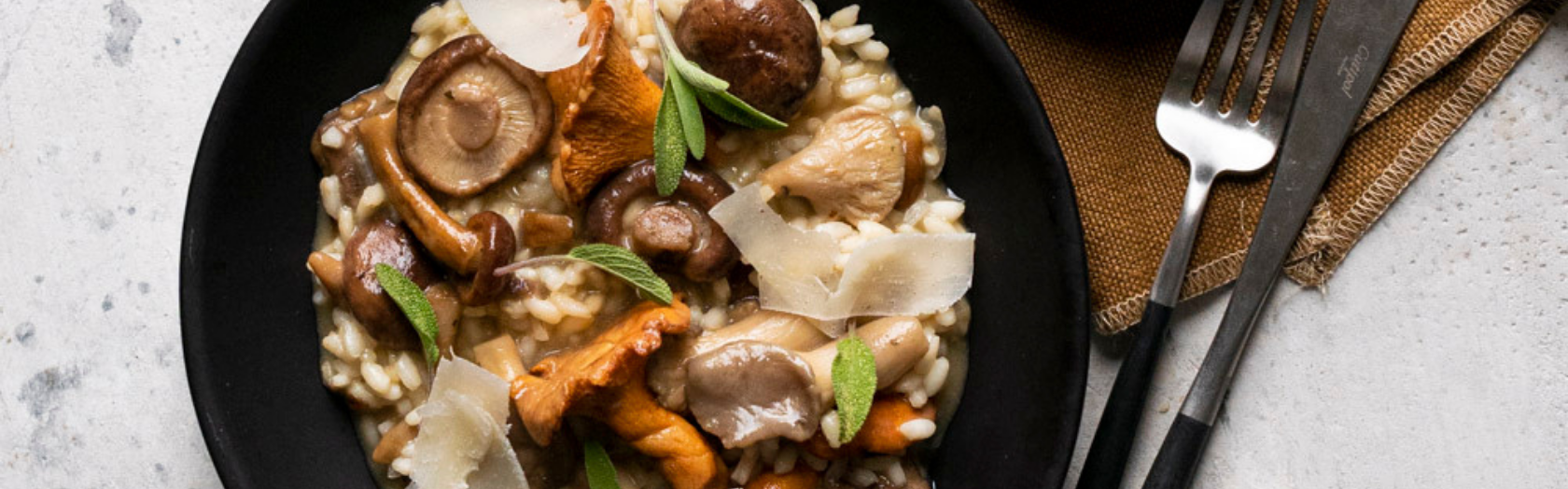 Image full largeur : Risotto au mélange forestier